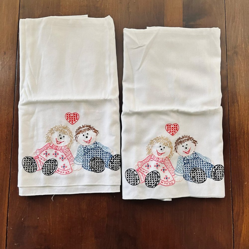 Dolls Embroidered pillowcase set white vintage 1980s Cross Stitch Standard Pair